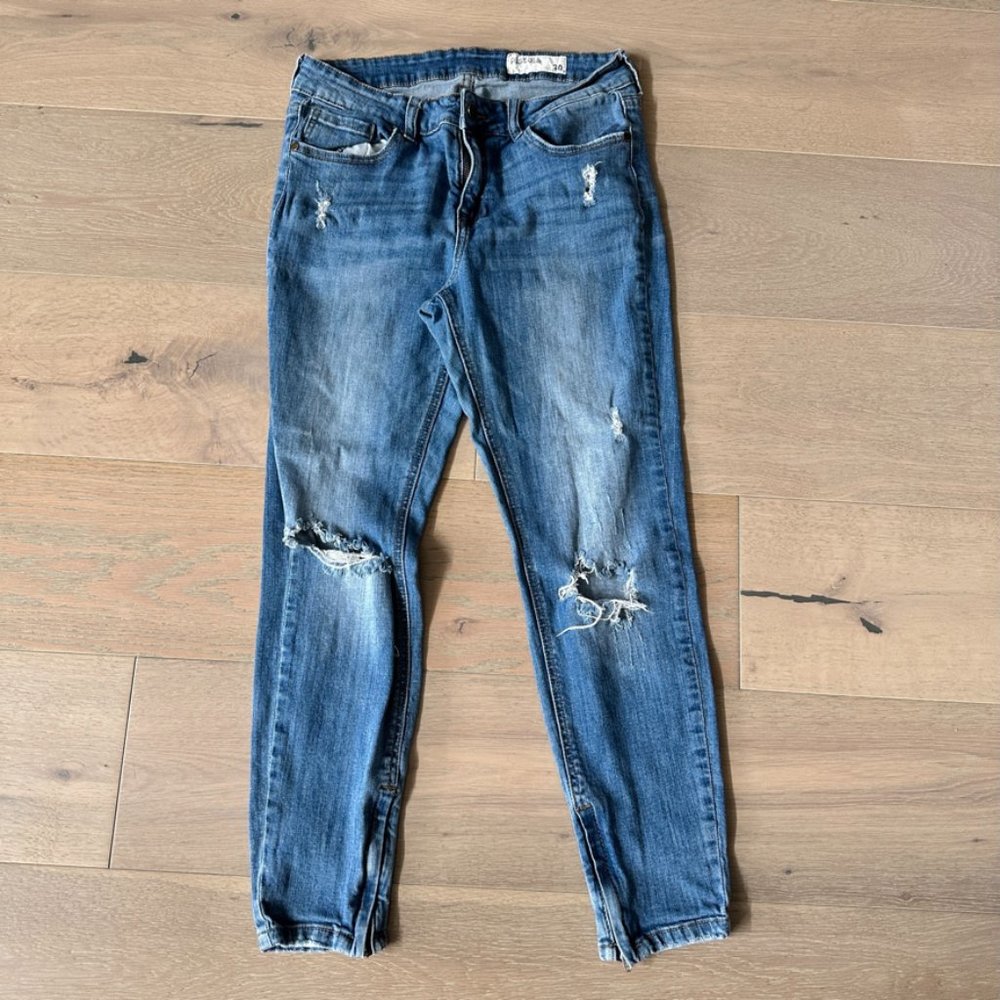 Pistola Tory Distressed Busted Knee Skinny Ankle Zip Jeans 30